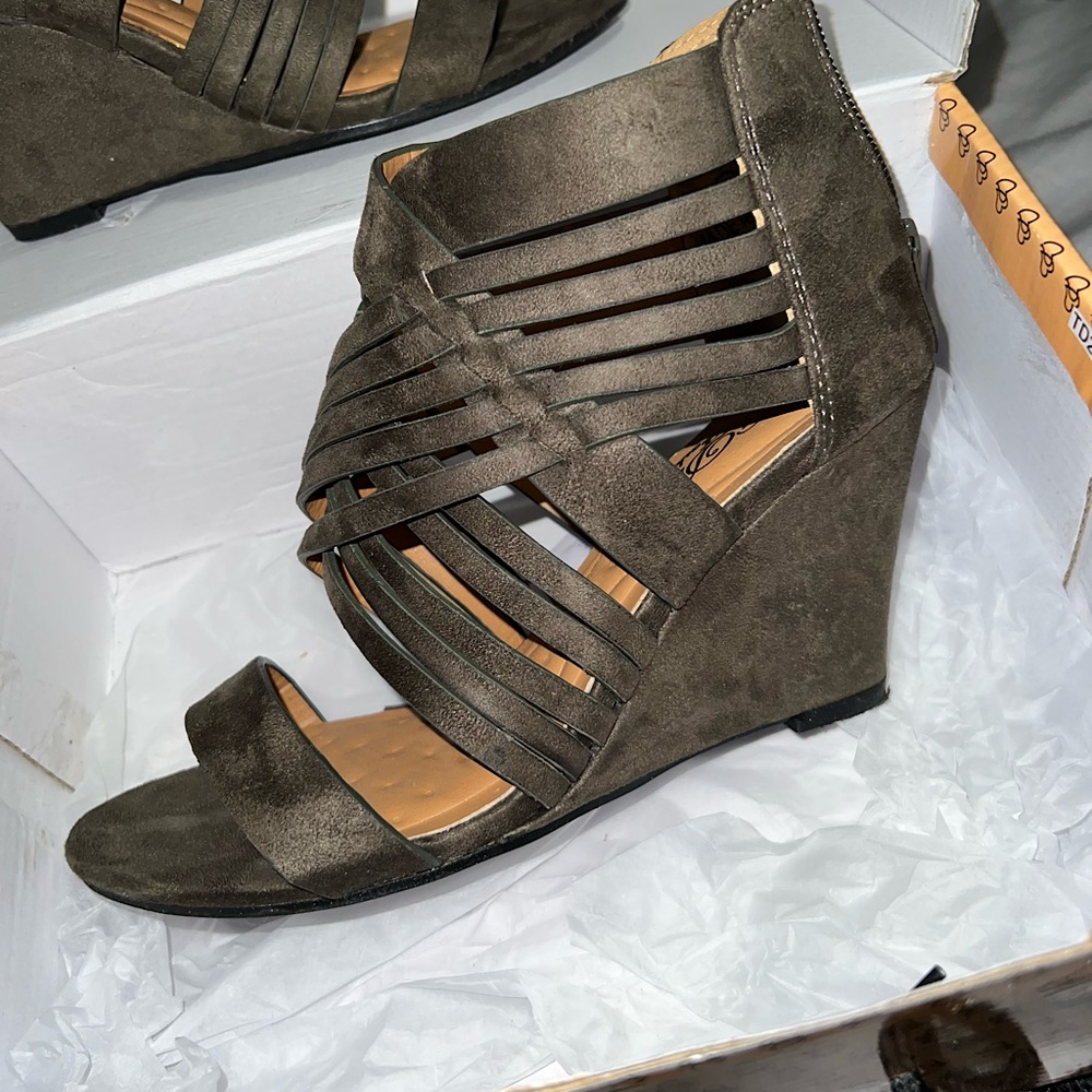 Wedge sandals by DbDk fashion. Size 6 1/2. Olive green color.